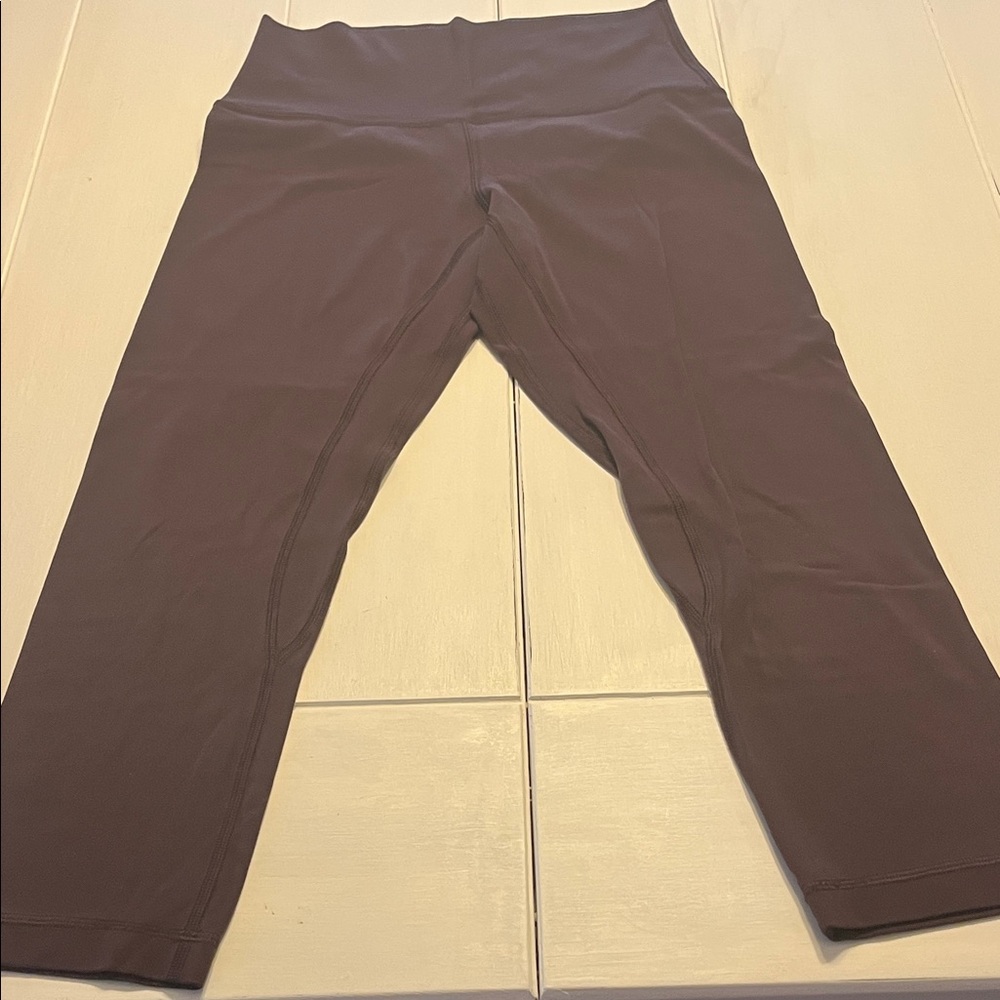 Lululemon/Super soft crops/Eggplant color/8/great condition